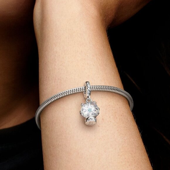 Pandora Snowflake Snow Globe Dangle Charm - Picture 2 of 2